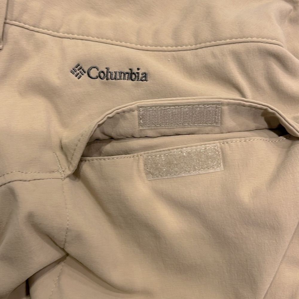 Columbia Trail Skort Women’s Size 12 OMNI-SHIELD fabric. Tan color. - Picture 11 of 15